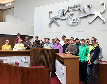 Hier sehen Sie ein Foto der Gruppe.