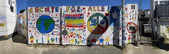 Hier sehen Sie die 6b bei der Wandgestaltung.